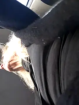 clarabell4 online show from 12/05/25, 08:01