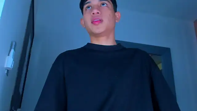 Sebax Young online show from 11/26/25, 09:05