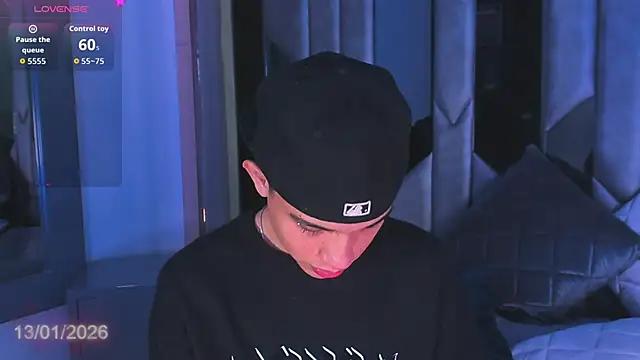 Sebax Young online show from 01/13/26, 08:58