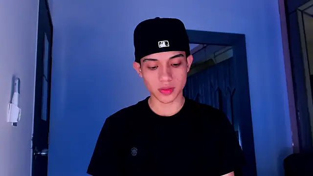 Sebax Young online show from 02/24/26, 08:18