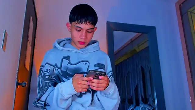 Sebax Young online show from 04/02/26, 04:10