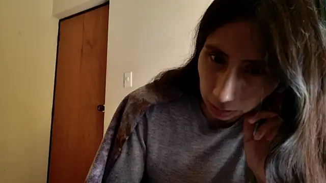  MoonLipson  online show from 10/09/25, 03:37