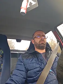 Thomas043 online show from 11/29/25, 11:02