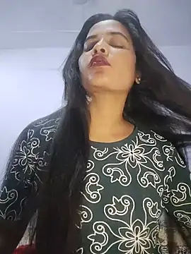 Snapshot of cute_radhikaa chatting on 05/31/26, 07:04 cute radhikaa online show from 05/31/26, 07:04