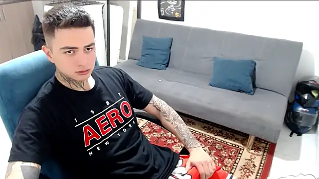 santii ss online show from 12/02/25, 02:45