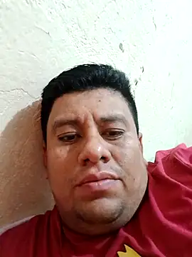 JesVel online show from 10/25/25, 01:02