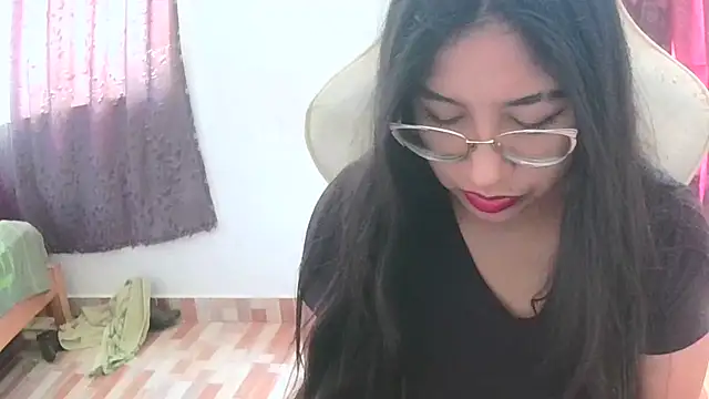 honeysweet111 online show from 10/03/25, 06:05