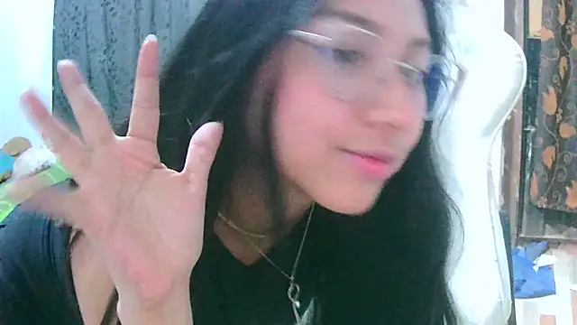 honeysweet111 online show from 10/06/25, 03:59