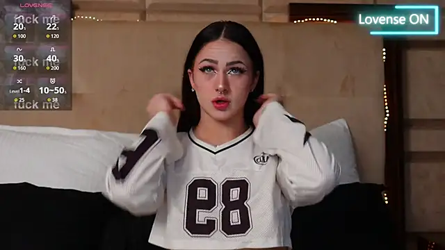 LucyLextonX online show from 01/17/26, 09:07