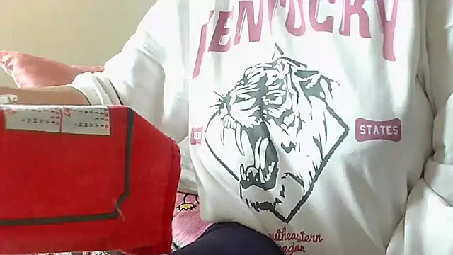 sexy tettona online show from 10/29/25, 12:40