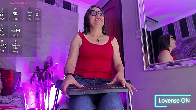 Agatha Pleasure online show from 09/12/25, 11:54