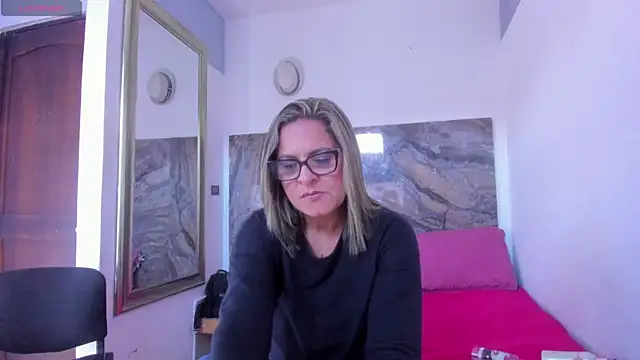 Snapshot of Agatha_Pleasure chatting on 05/09/26, 11:59 Agatha Pleasure online show from 05/09/26, 11:59