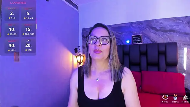 Snapshot of Agatha_Pleasure chatting on 07/19/26, 11:58 Agatha Pleasure online show from 07/19/26, 11:58