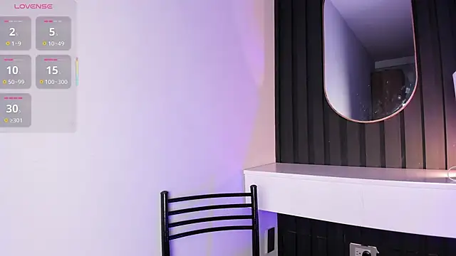 Bella Williiams online show from 11/22/25, 12:15