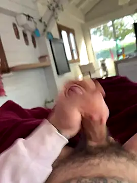 veriteeee  online show from 10/28/25, 01:14