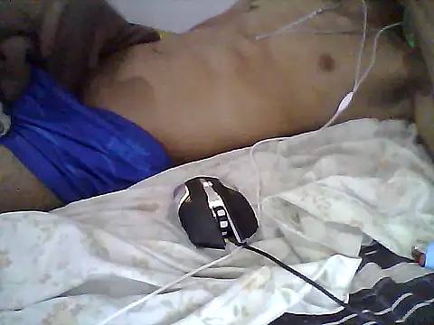 malvadinho69134 online show from 10/27/25, 04:27