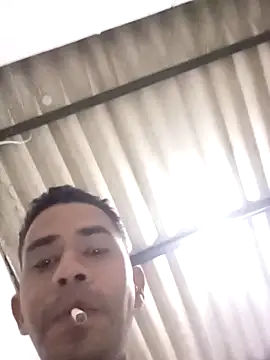 malvadinho69134 online show from 12/14/25, 05:02