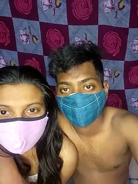 Snapshot of horny_coupl chatting on 03/14/26, 06:13 horny coupl online show from 03/14/26, 06:13