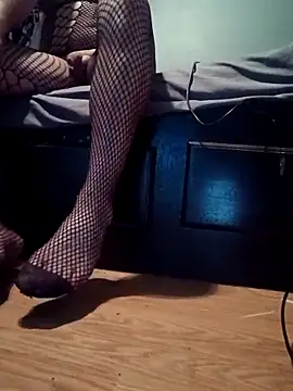 Crossedsissy online show from 04/11/26, 04:39