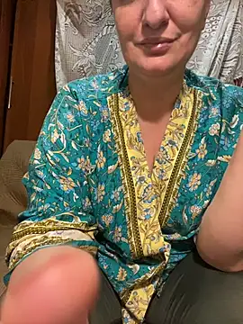 Snapshot of FetishIris chatting on 09/19/25, 04:51 FetishIris online show from 09/19/25, 04:51