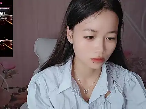 Snapshot of Lele-Baby chatting on 09/12/25, 12:44 Lele-Baby online show from 09/12/25, 12:44