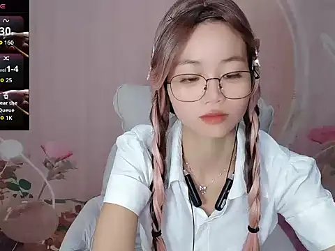 Snapshot of Lele-Baby chatting on 09/15/25, 01:16 Lele-Baby online show from 09/15/25, 01:16