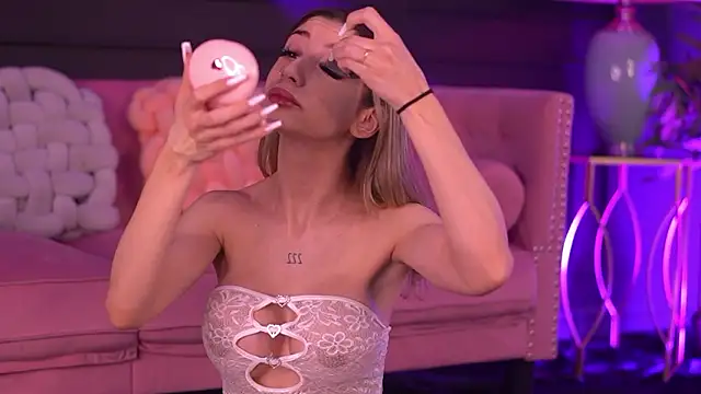 OdetteMason online show from 03/20/26, 06:29