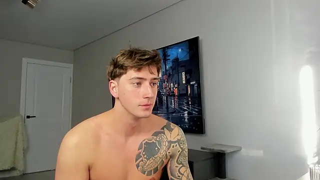 DaniHort online show from 03/22/26, 08:07