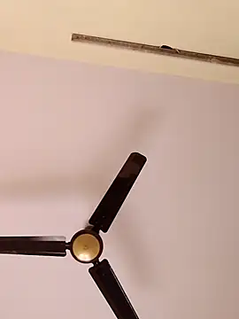 Snapshot of radhika2 chatting on 10/07/25, 06:32 radhika2 online show from 10/07/25, 06:32