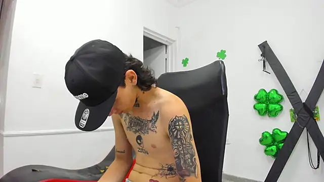 StraightBoy Nick online show from 03/28/26, 09:36