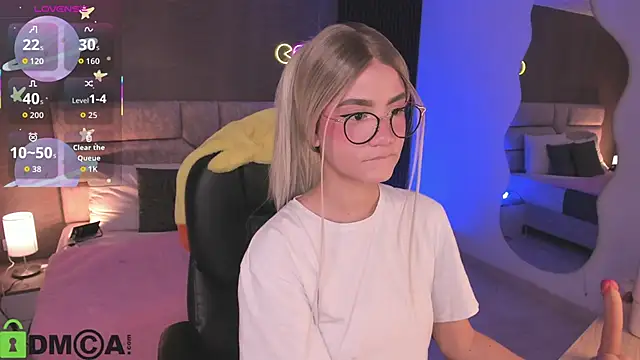 Arinextdoor online show from 11/22/25, 03:38