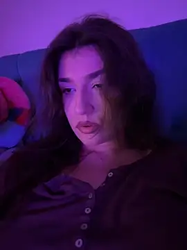 ScarletBloom  online show from 11/20/25, 05:12