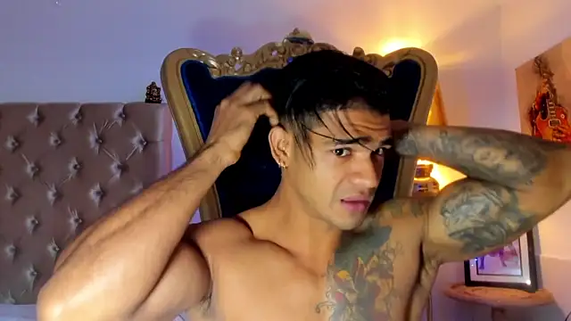 antonio  444 online show from 11/23/25, 12:05