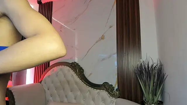 CoralieBronson online show from 11/06/25, 08:32