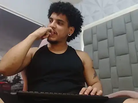 Xfire boy69 online show from 02/16/26, 05:31