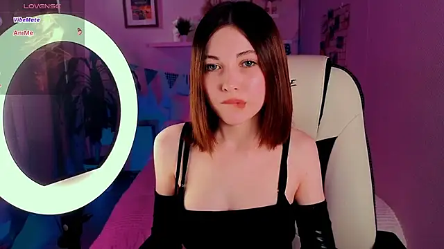 Snapshot of Kimmie_shine chatting on 09/24/25, 09:01 Kimmie shine online show from 09/24/25, 09:01