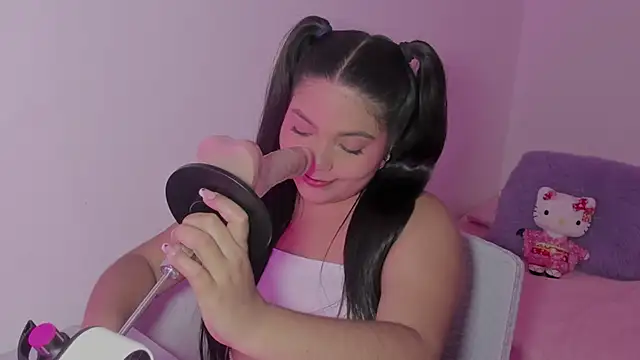 Lily hot25 online show from 03/06/26, 02:52