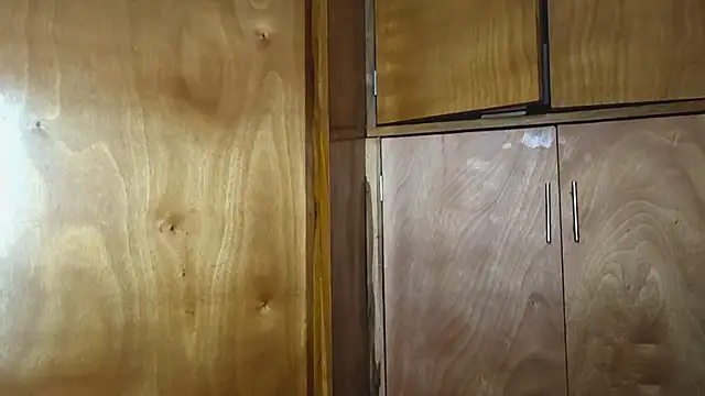 EmilyNoir1 online show from 09/12/25, 04:01