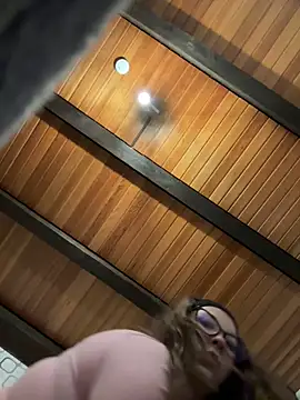 SweetTeenGirl online show from 11/03/25, 07:59