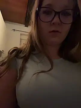 SweetTeenGirl online show from 11/08/25, 08:18