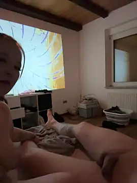 SweetTeenGirl online show from 11/25/25, 09:48