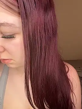 SweetTeenGirl online show from 02/17/26, 02:13