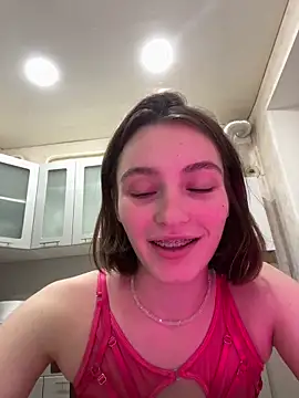 ZariaFlame online show from 11/14/25, 10:18