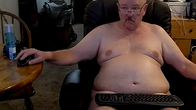 Snapshot of havethickcock chatting on 12/02/25, 03:23 havethickcock online show from 12/02/25, 03:23