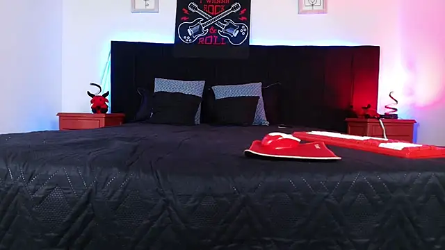 Alisse Moore online show from 03/05/26, 12:23