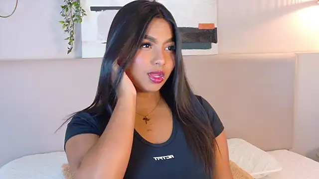 LanaRozz online show from 01/12/26, 07:41