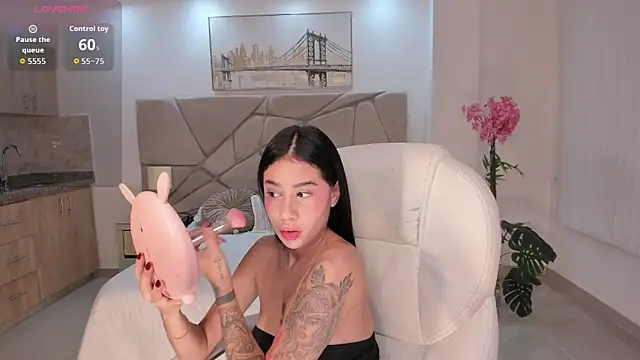 miranda crawfor online show from 12/19/25, 11:39