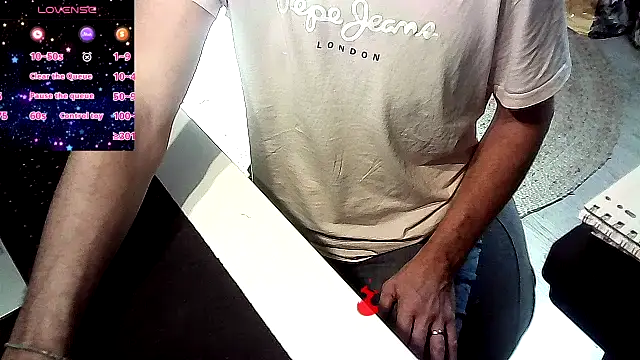 Snapshot of french_male_whore@xh chatting on 09/19/25, 12:39 french male whorexh online show from 09/19/25, 12:39