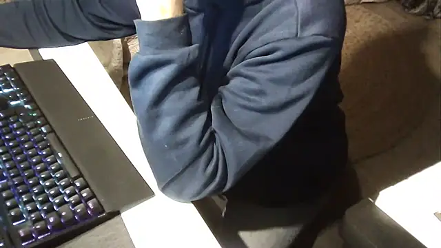 Snapshot of french_male_whore@xh chatting on 10/07/25, 05:48 french male whorexh online show from 10/07/25, 05:48