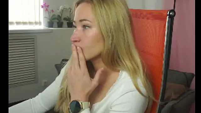 AstraMonroe online show from 04/29/26, 07:23